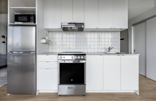 Downtown Montreal Apartment | Dorchester Essential Living