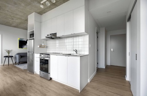 Downtown Montreal Apartment | Dorchester Essential Living