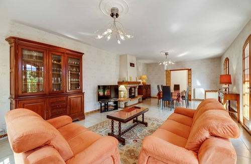 Pineuilh Villa | Dordogne Villa: River Bliss