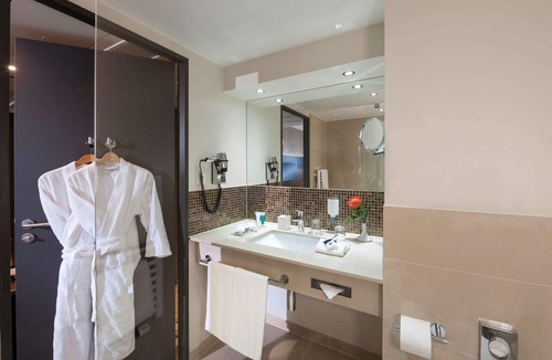 Glattbrugg Hotel | Dorint Airport-Hotel Zürich