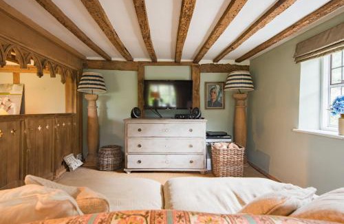 Ashford House | Dormestone Farm by Bloom Stays