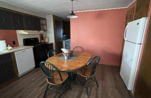 Hulett House | Dorothy's Hideaway