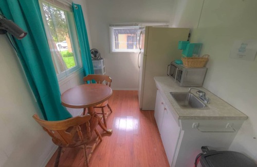 Rideau Lakes Villa | Dorothy’s Lodge | Large Waterfront Retreat on the Rideau