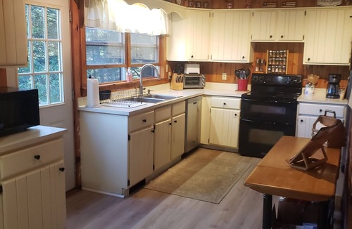 Manchester Center House | Dorset Summer Festival House - Secluded Location 15 minutes to Festival