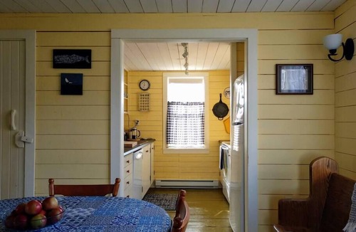 Lethbridge House | Dory Buff House