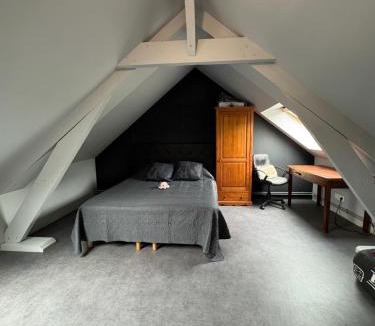 Sarge-les-le-Mans House | Doryan