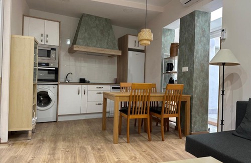 Parque de Roma Apartment | Dos Torres Tenor Gayarre - Encanto con Balcón Interior