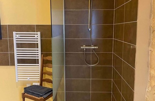 Bois House | Double Basquaise room - Sleep under the roofs