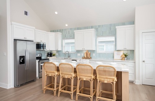 Port Bolivar House | Double Beachfront Bliss | 2 Side-by-Side Homes | 8BR | 2 Spas | Sleeps 24