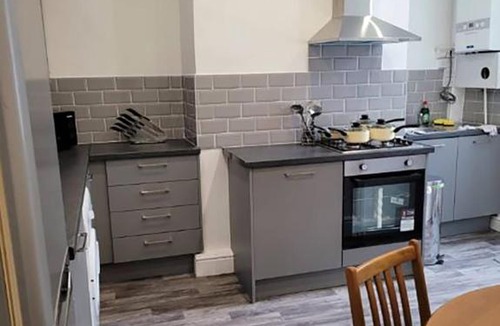 Burnley House | Double Bed L1 Burnley City Centre