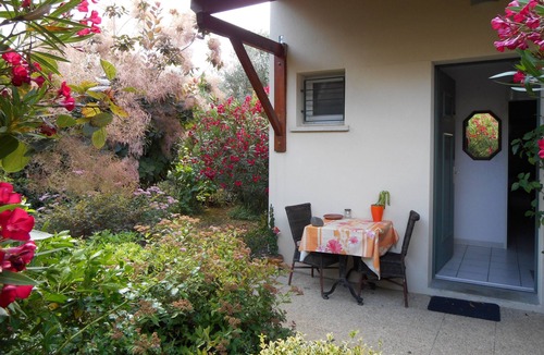 Saint - Martin - du - Touch Hotel | double bed room 140