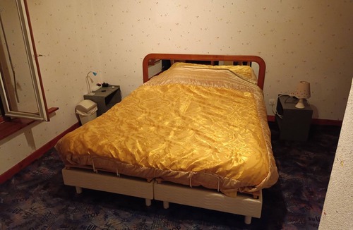 Fruges Bed & Breakfast | Double bed & single bed Tv Netflix & Amazon Video