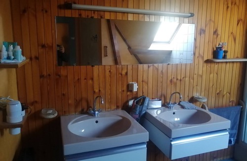 Fruges House | Double bed & single bed Tv Netflix & Amazon Video