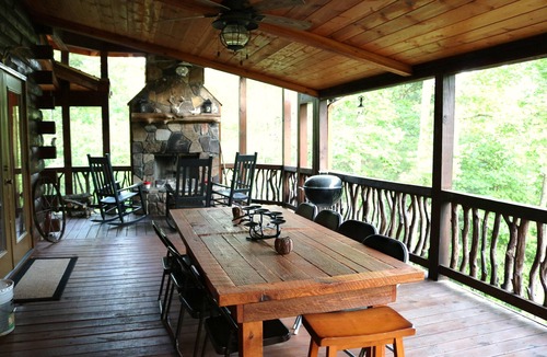 Blairsville Cabin | Double-Decker Dock - Beautiful View