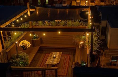 East Passyunk Crossing Apartment | Double Decker Roofdeck Gorgeous View in Passyunk