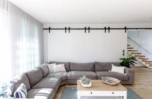 Dromana House | Double Delight