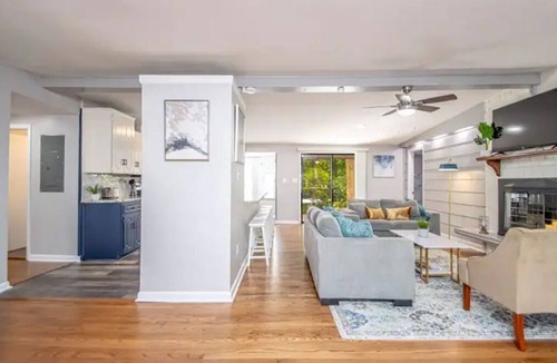 Jacksonville House | Double Diamond Rentals – Spectacular Home W/Land