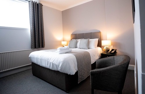 Ellon Hotel | Double Ensuite at New Inn Hotel