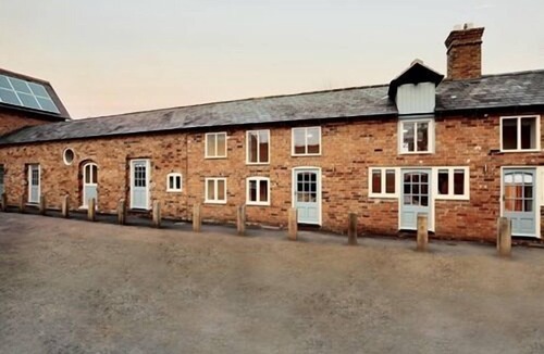 Wem House | Double Ensuite at The Coaching Barns