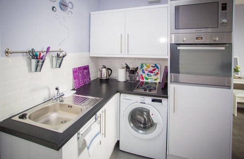 Park Apartment | Double-Ensuite Shower-Mountain View-Tudful Studio