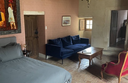 Durtal Bed & Breakfast | Double family suite 25M2+30M2, 6 persons 1 living room, 1 bathroom