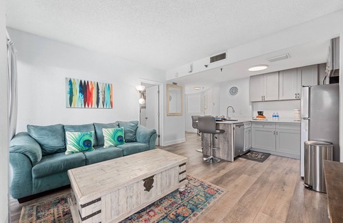 Southwest Orlando Condo | DOUBLE FLAT STUDIO - UNIVERSAL STUDIOS & INTERNATIONAL DRIVE