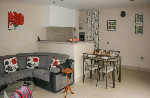 Saint Maurin House | Double gîte on quiet estate with private pool