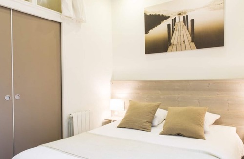 Dobree-Bon Port Apartment | Double gîte urbain pour 10 personnes