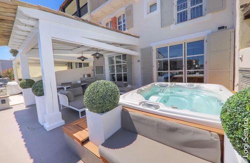 Port Grimaud House | Double House with air conditioning et jacuzzi