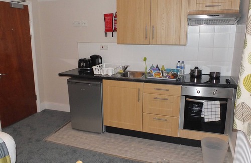 Seven Sisters Apartment | Double Luxury Studio Garden View 13