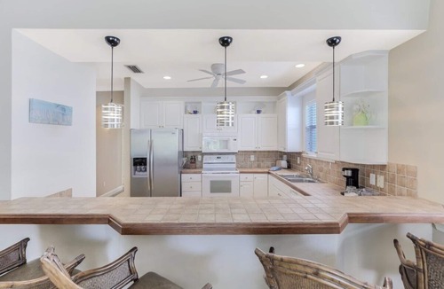 Naples Park House | Double Master Bedrooms,Pool, Near Beach, Sleeps 11