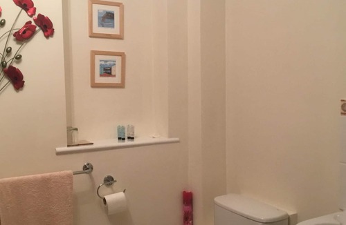 Kenn Other | Double or Twin-Private Bathroom