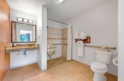 Bodega Bay Hotel | Double Queen Room with Ocean View!