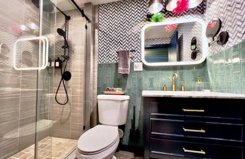 Wilton Manors Hotel | Double Rainbow Suites 24th