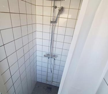Norresundby Apartment | Double room 1 with Free Parking