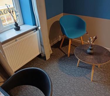 Sæby Hotel | Double Room 8 on pedestrian street Saeby