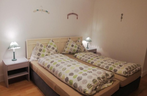 Darligen House | Double room, bathroom & parking by Interlaken