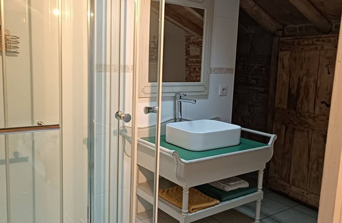 Lavaur House | Double room-Comfort-Ensuite with Bath