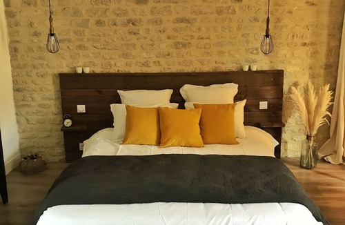 Le Fresne-Camilly Bed & Breakfast | Double Room Country View