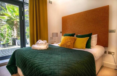 Penarth Hotel | Double Room Courtyard Penarth