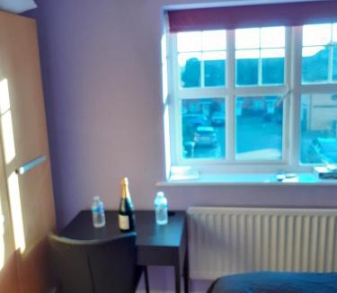 Whittington House | Double Room in Honiton House