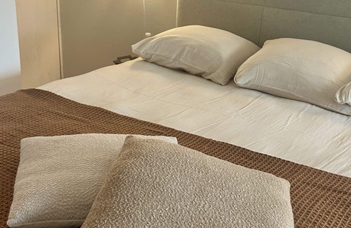 Plassac House | Double room-Luxury-Private Bathroom-Garden view