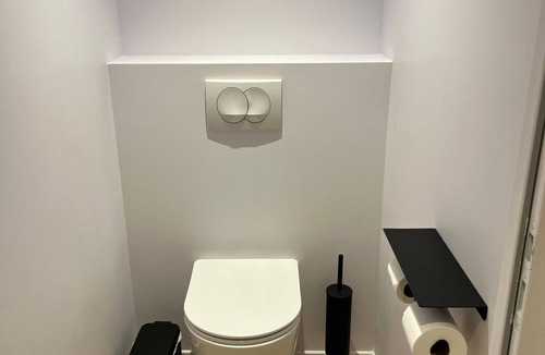 Villers-Cotterets Apartment | Double room with bathroom