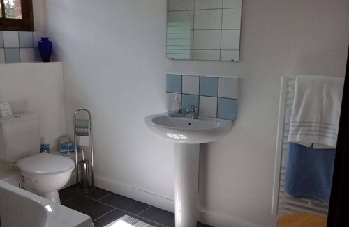 Lhomme House | Double room with additional single bed