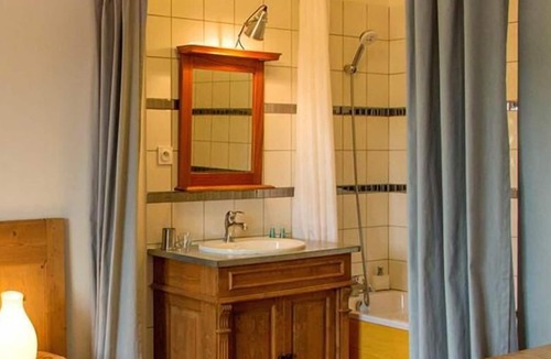 Tocqueville House | Double Room with Bathroom