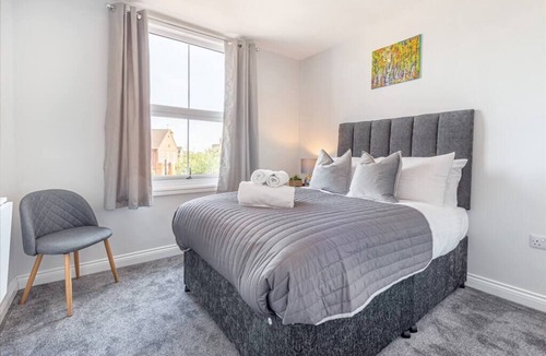 Grimley Apartment | Double Room with En-suite