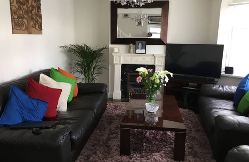 Hounslow Heath House | Double room with private bathroom