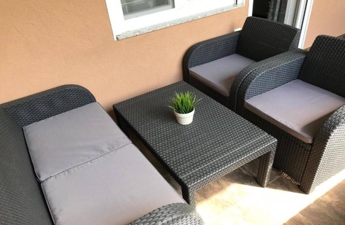 Rakovica Apartment | Double room with Terrace and Pool