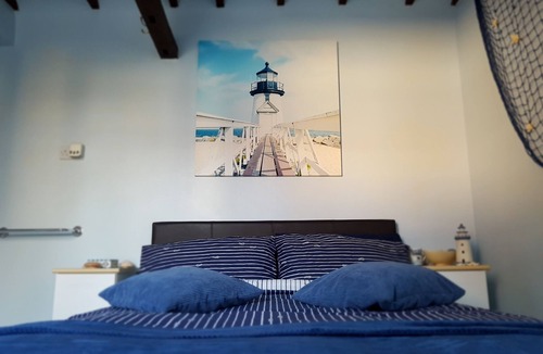 Chawton Ski Chalet | Double Sailor's Suite