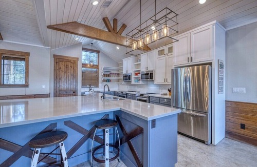 Sabinal House | Double Shotz @ Frio Select Rental Homes